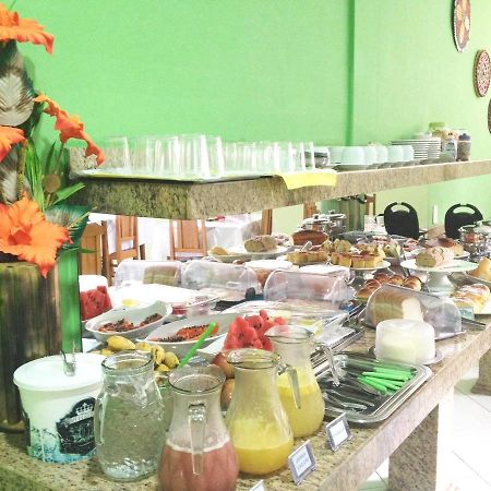 Hotel Vale Verde Santa Maria do Suaçuí エクステリア 写真
